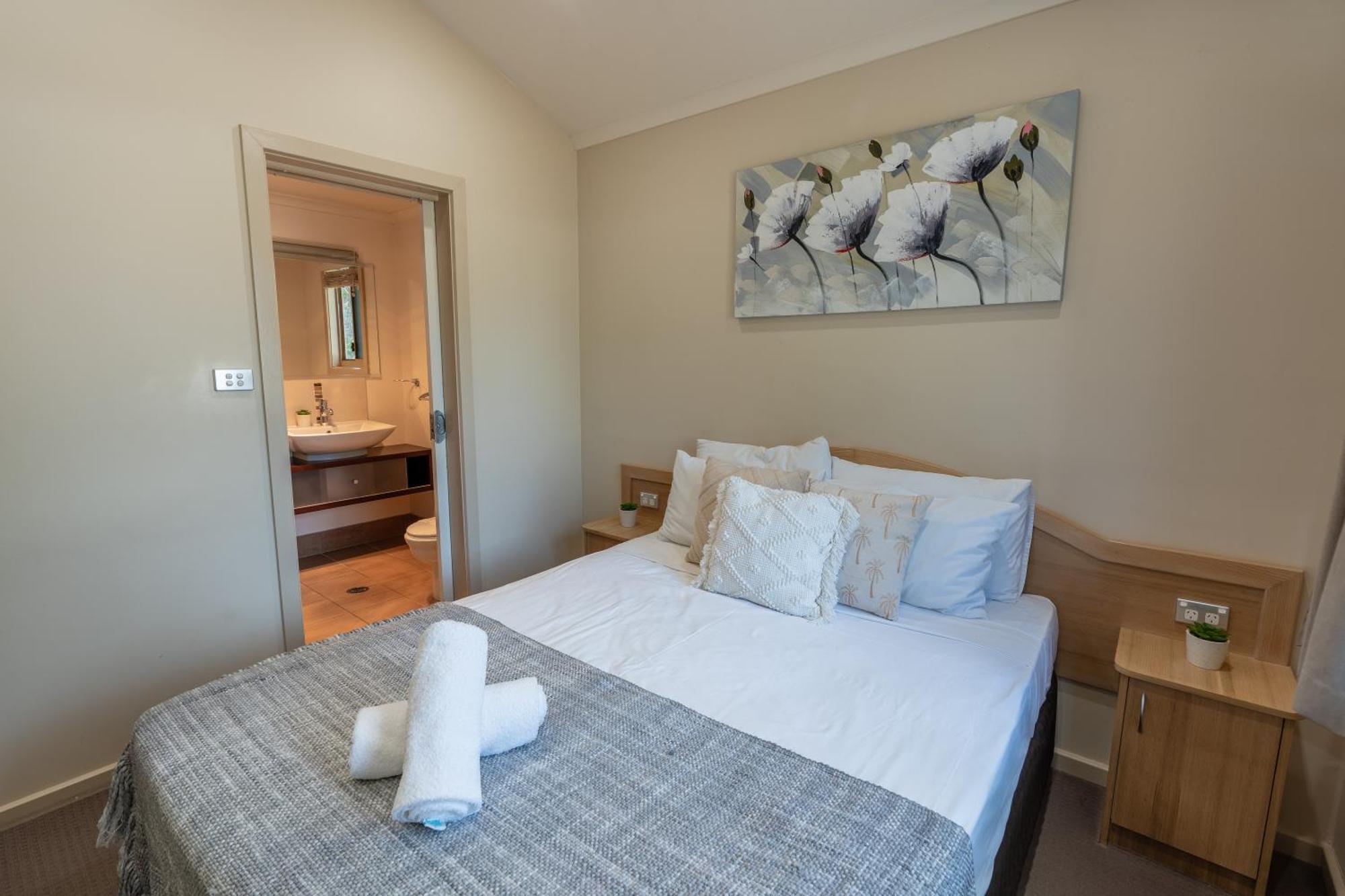 Tasman Holiday Parks - Rollingstone Esterno foto