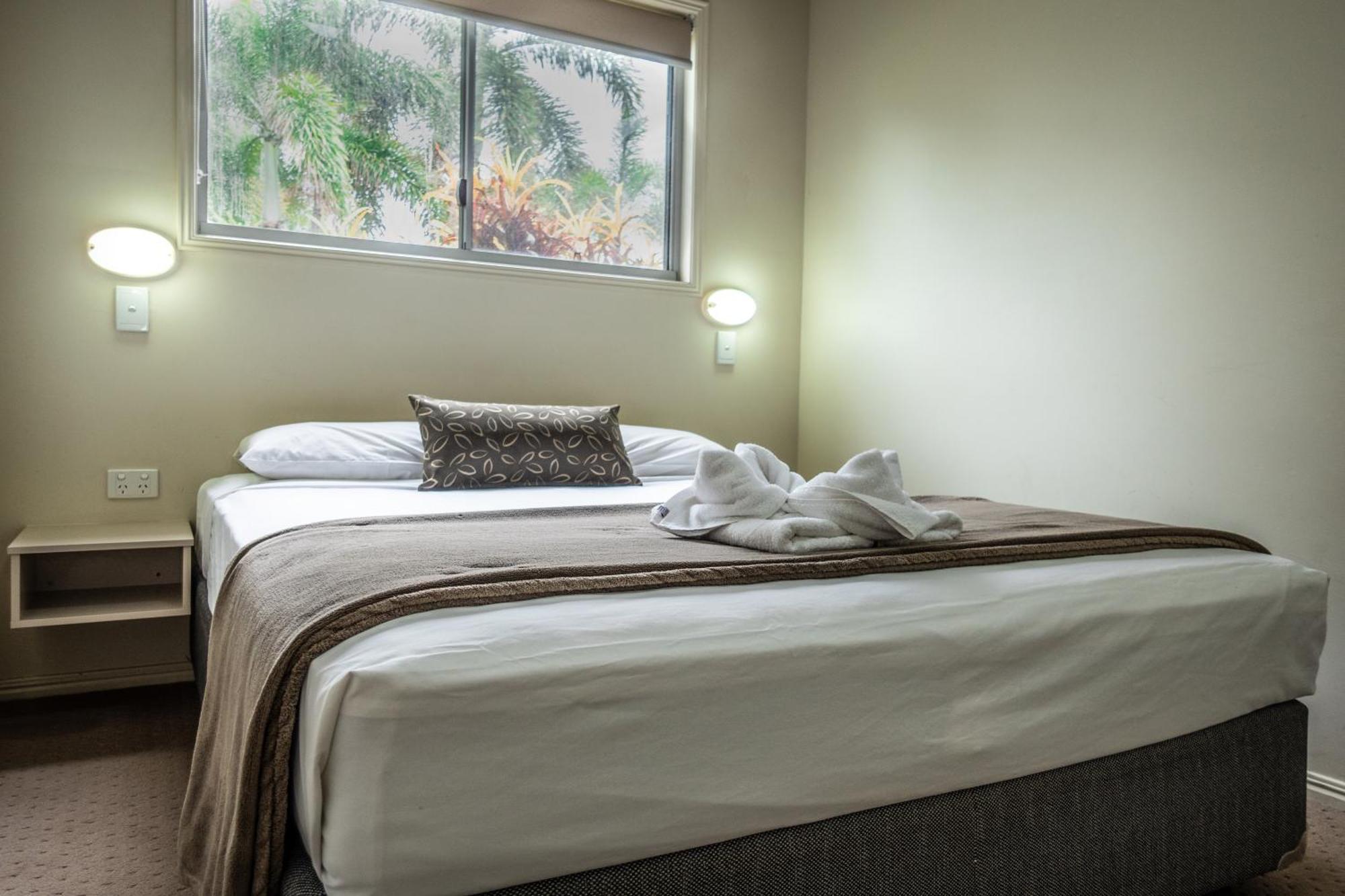 Tasman Holiday Parks - Rollingstone Esterno foto