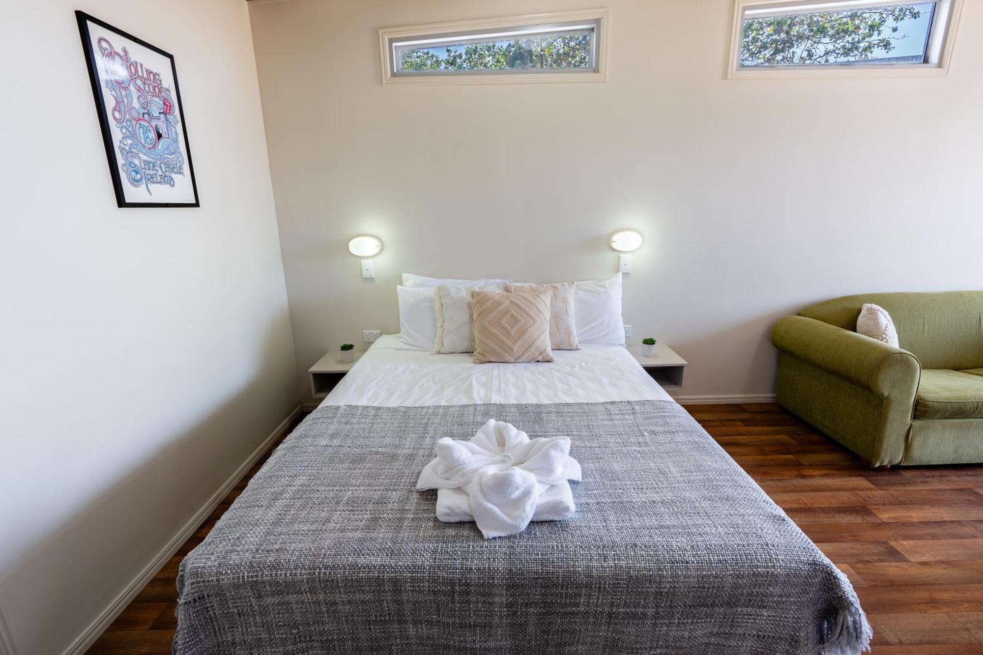 Tasman Holiday Parks - Rollingstone Esterno foto