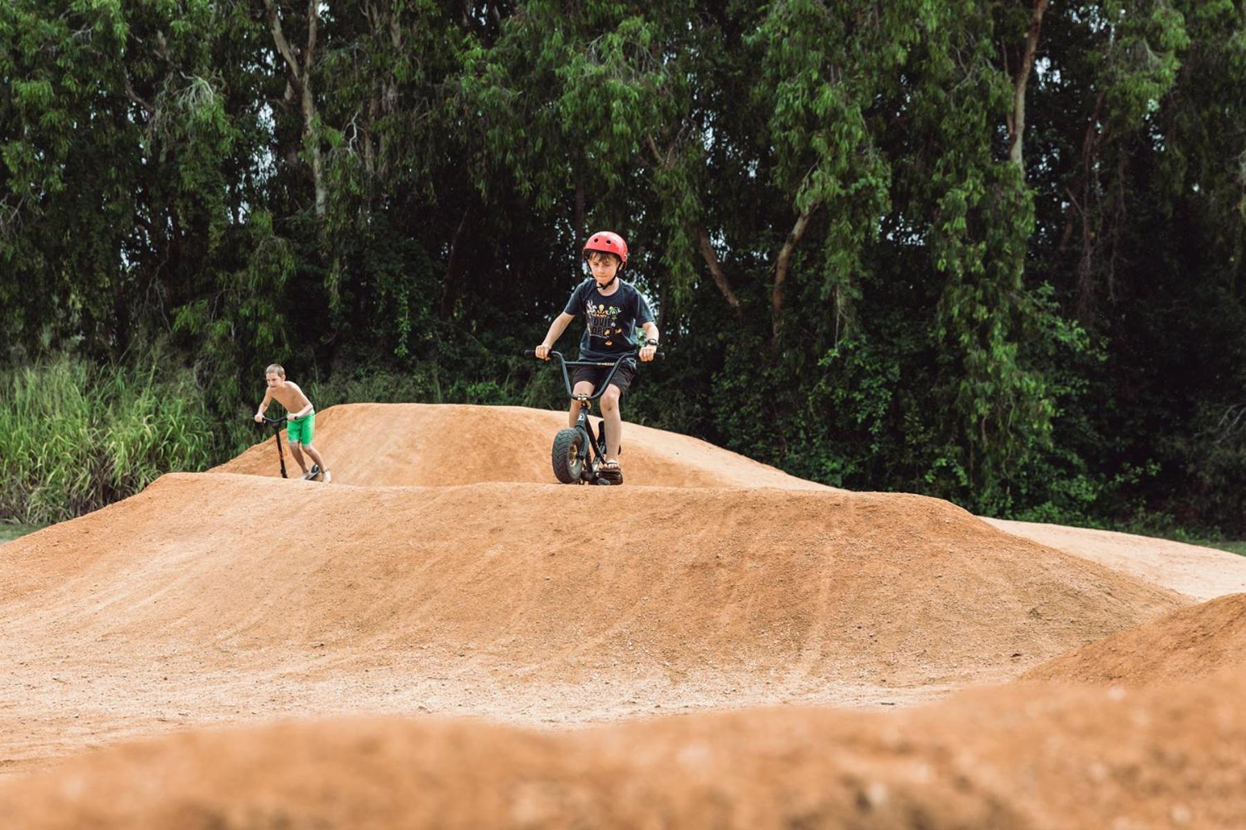 Tasman Holiday Parks - Rollingstone Esterno foto